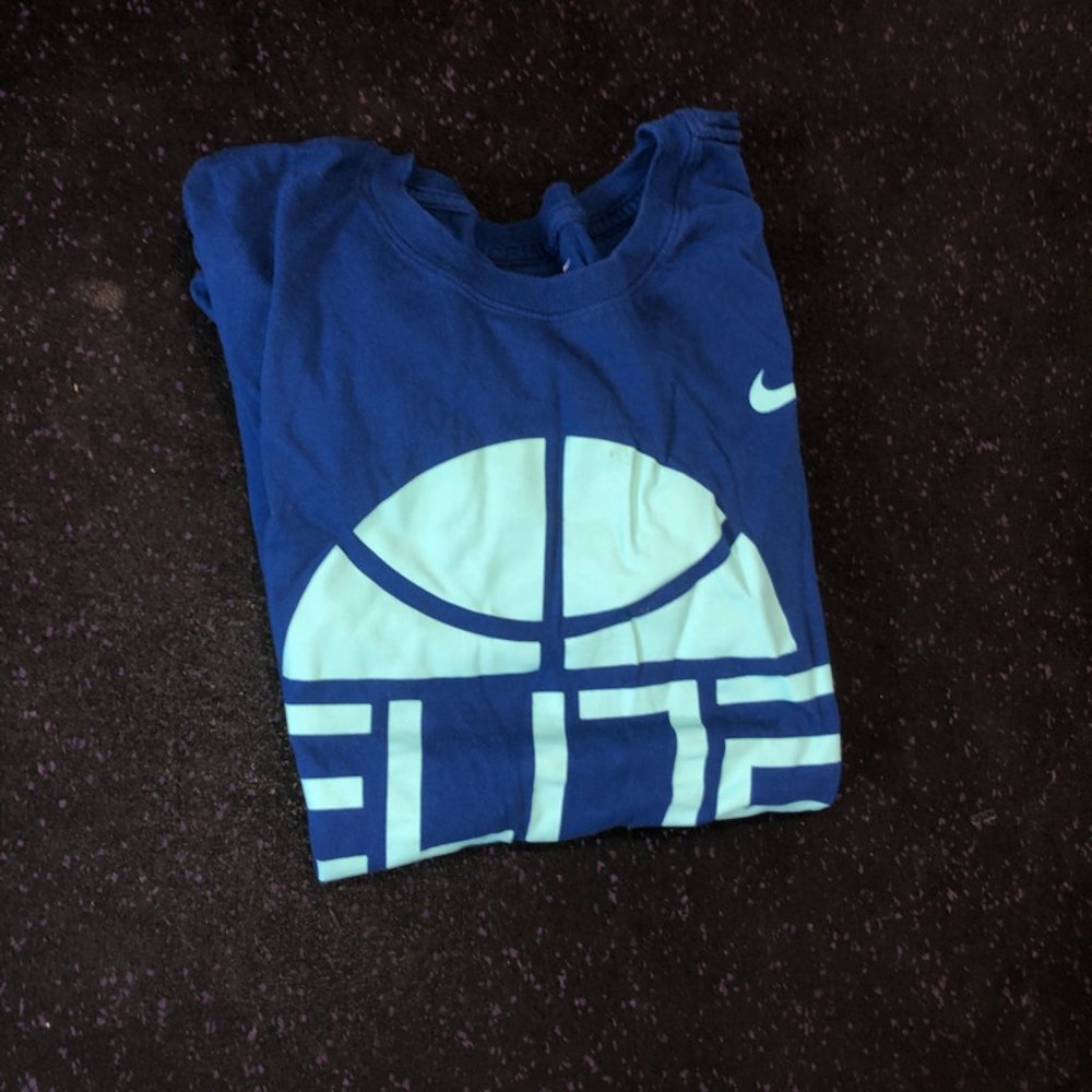 Men's Nike  Tshirt
